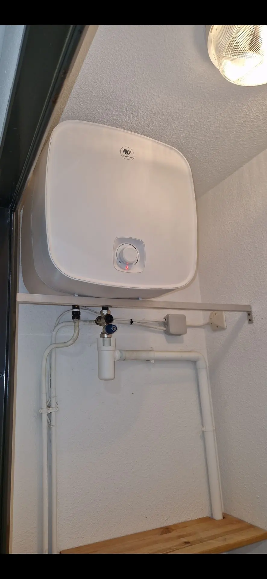 Remplacement chauffe eau "Plombier"